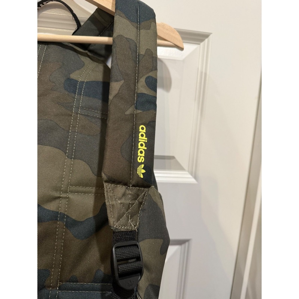 Adidas Originals Kids Camouflage Backpack Neon Yellow Trefoil Logo Camo Bag - Picture 3 of 6